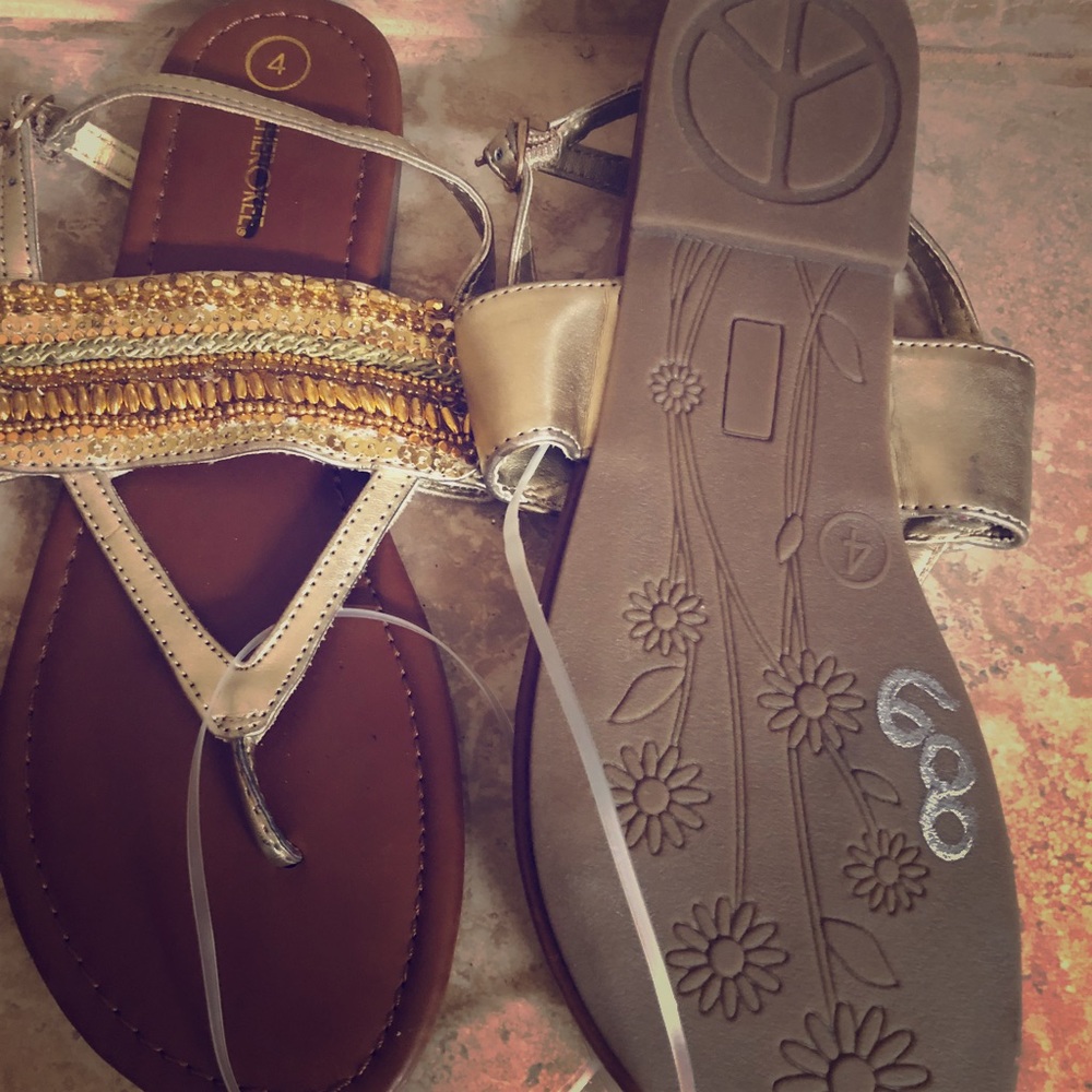 Girl sandals